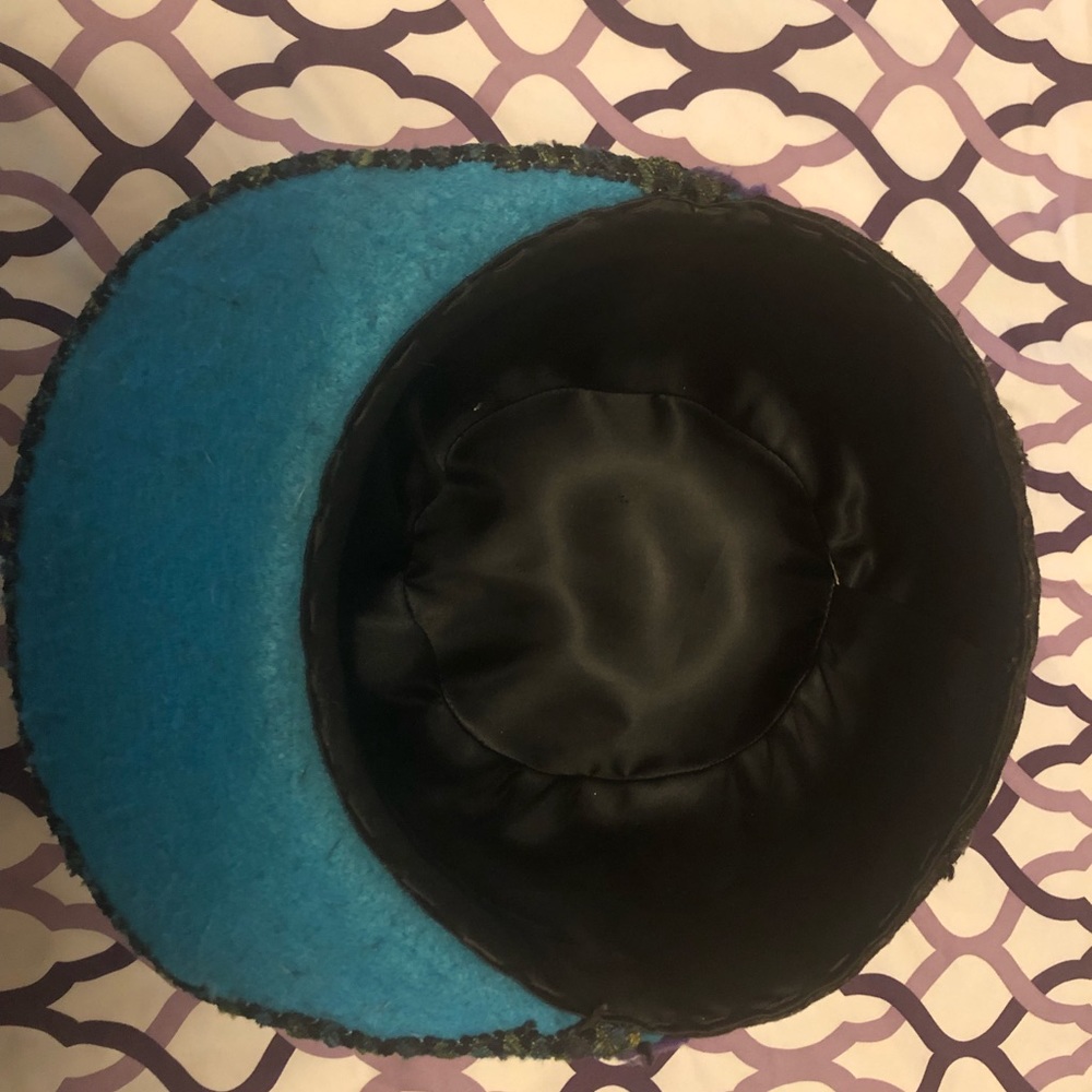 Hand made hat. - Picture 5 of 6
